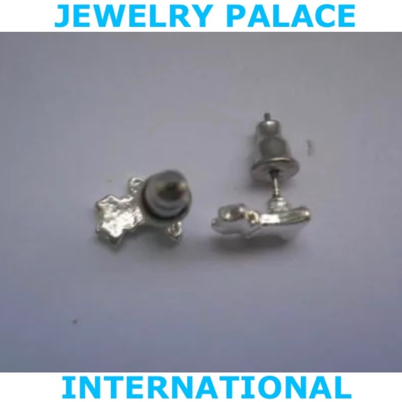 🆕Stainless Steel Tiny Doggie Stud Earrings. - Picture 4 of 5